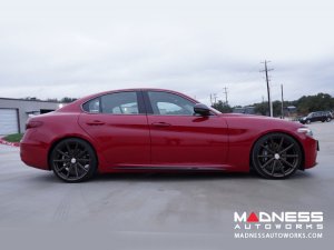 Alfa Romeo Giulia Side Trim Kit - Quadrifoglio Style - Carbon Fiber